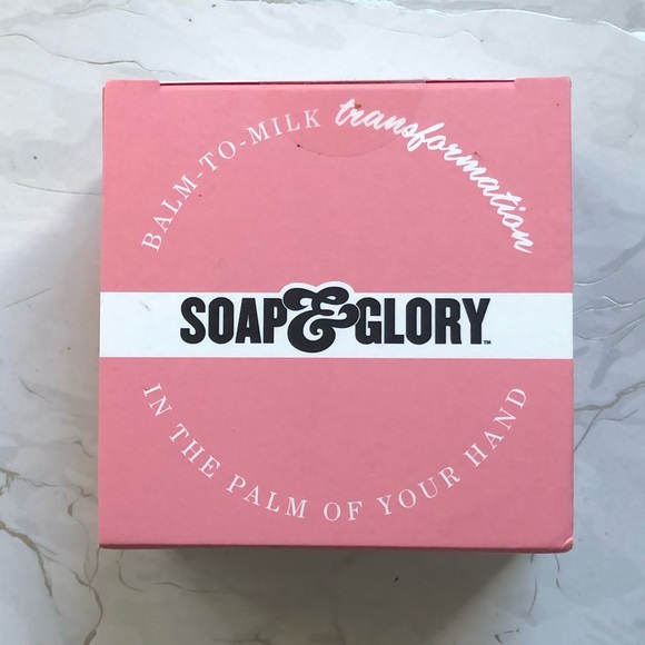 Soap & Glory Glow Your Mind Nourishing Cleansing Balm - Picture 5 of 6
